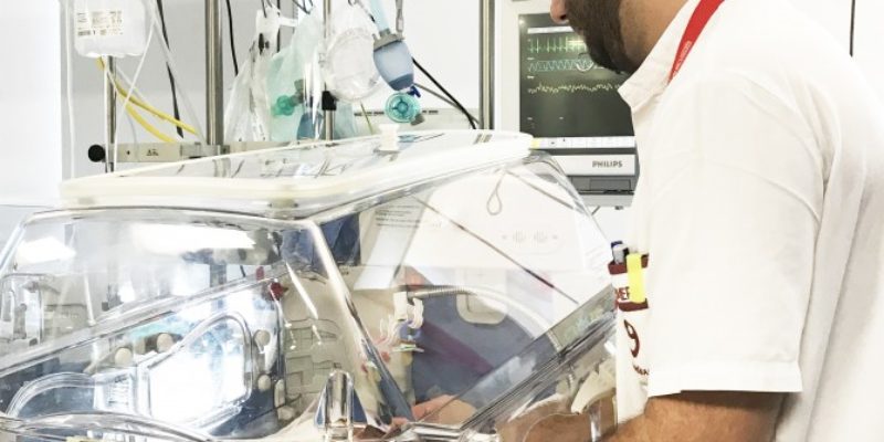 El Hospital del Vinalopó estudia las complicaciones asociadas a los catéteres periféricos en neonatos.