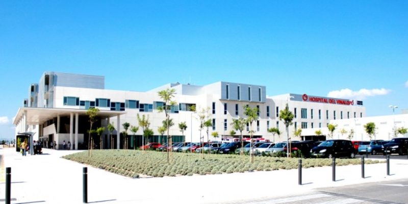 El Hospital del Vinalopó organiza una jornada de puertas abiertas para que los ciudadanos conozcan su funcionamiento.