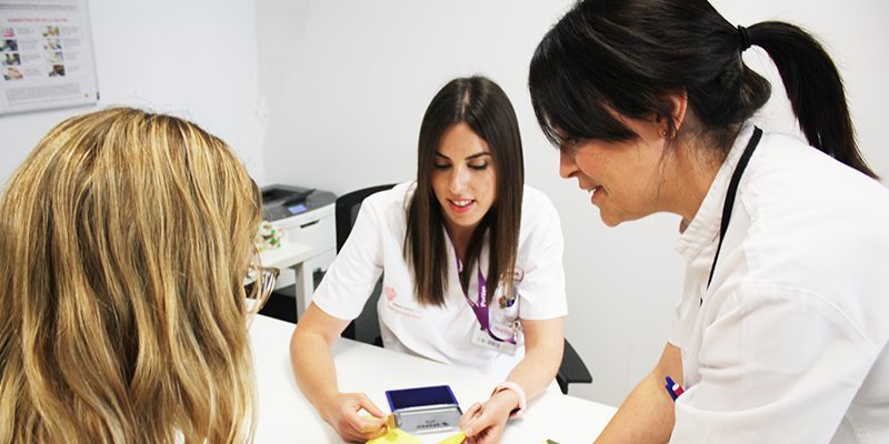 Más de 5.000 viajeros pasan por el Centro de Vacunación Internacional del Hospital del Vinalopó