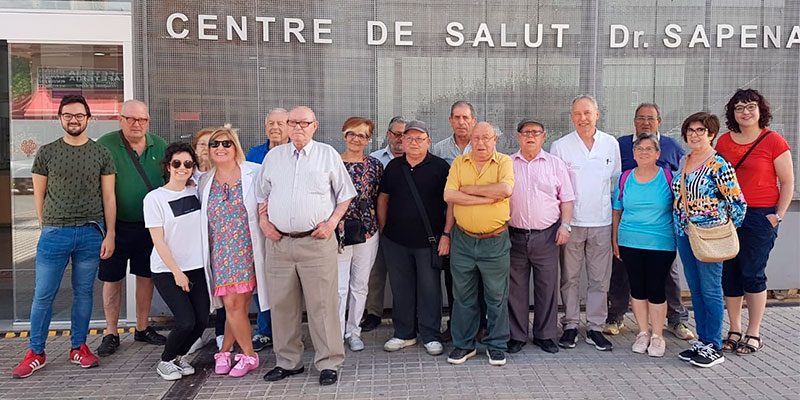 Profesionales del Centro de Salud Dr. Sapena conciencian a la población sobre la importancia del autocuidado durante la Semana de la Salud