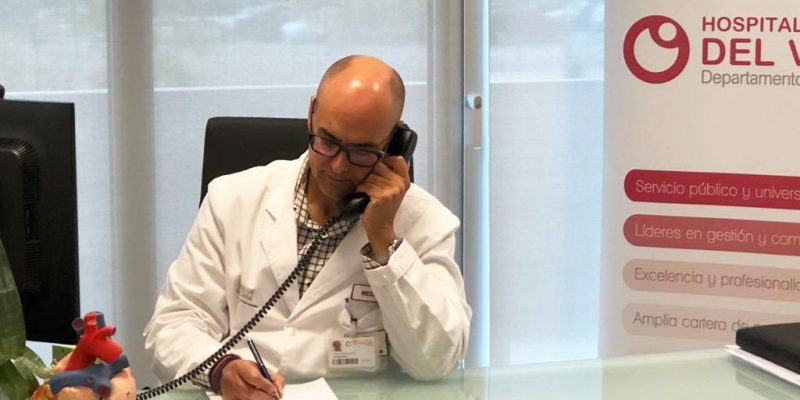 El Hospital Universitario del Vinalopó inicia las reuniones virtuales con alcaldes sobre la evolución del coronavirus