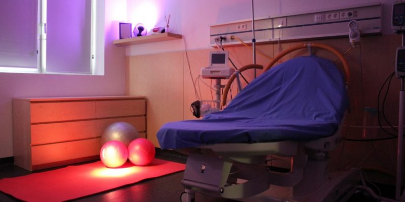 Más de 15.000 nacimientos en el Hospital del Vinalopó durante 10 años de historia