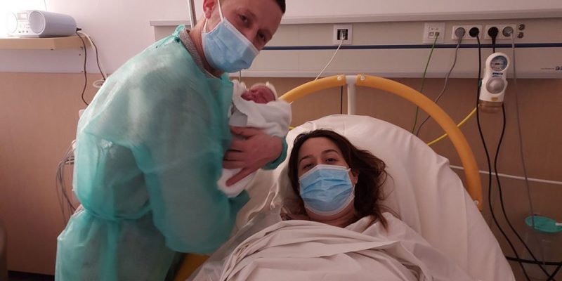 El Hospital Universitario del Vinalopó recibe al primer bebé del año