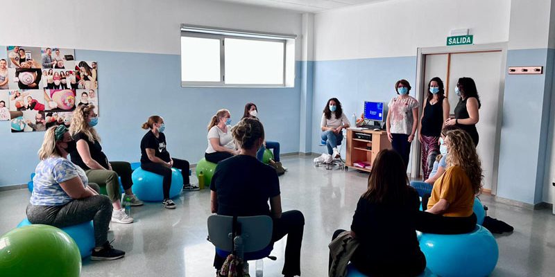 El centro de salud Dr. Sapena inicia la VII Quincena de la Salud con un taller sobre “mitos de la lactancia materna”