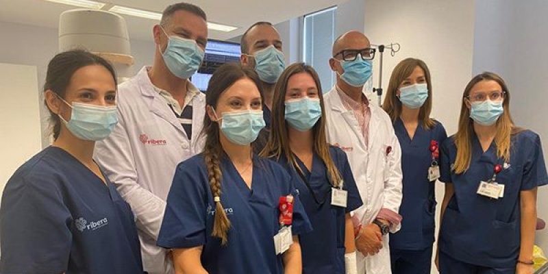 El Hospital Universitario del Vinalopó implanta con éxito el primer marcapasos sin cable