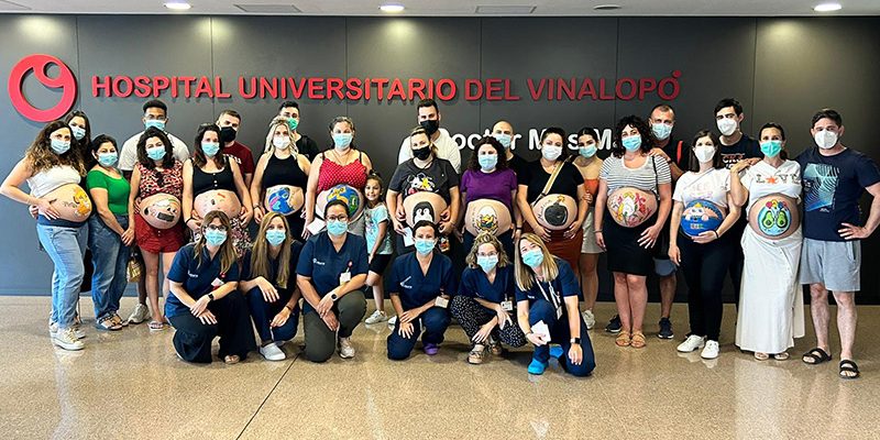 El Hospital Universitario del Vinalopó retoma los talleres de pintura y dibujo para mujeres embarazadas￼