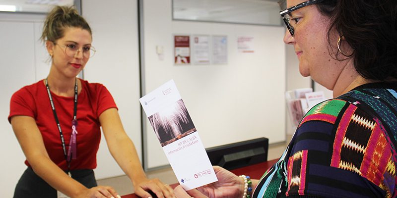 Los hospitales Universitario del Vinalopó y General de Elche elaboran un tríptico informativo conjunto con recomendaciones para la “Nit de l’Albà”￼