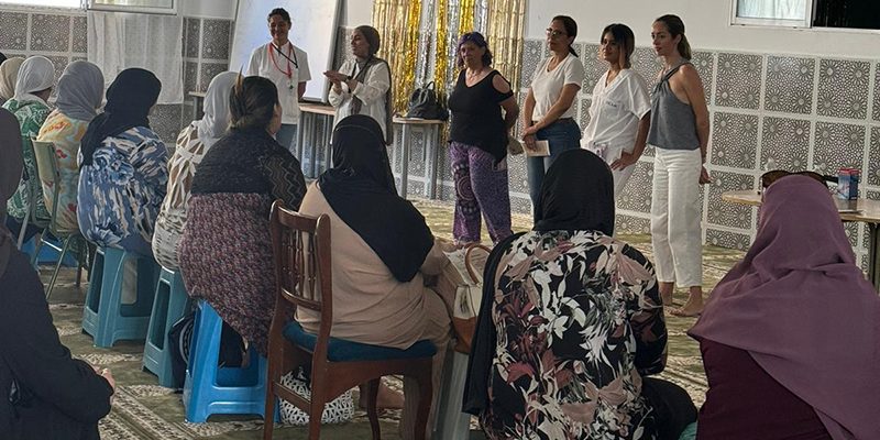 Los centros de salud de Crevillent y Carrús impulsan talleres informativos para la prevención de la Hepatitis A en migrantes viajeros￼