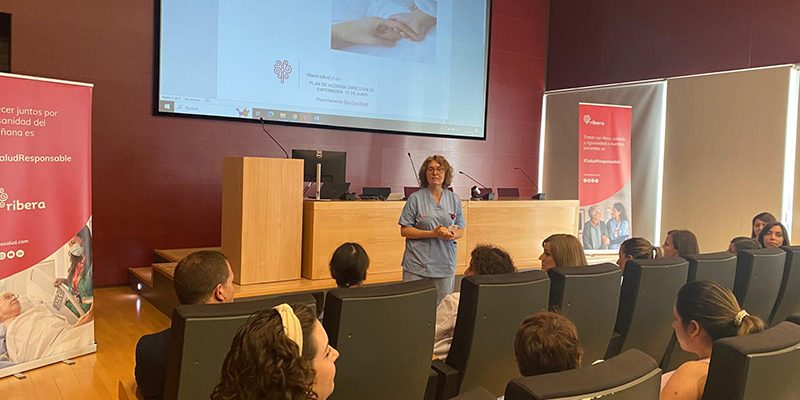El Departamento de Salud de Vinalopó recibe a alrededor de 60 profesionales de enfermería para previsión del periodo vacacional￼