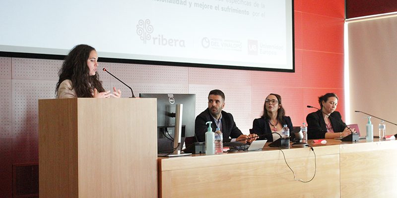 Expertos debaten en el Hospital del Vinalopó sobre cómo eliminar el estigma en los trastornos de la conducta alimentaria