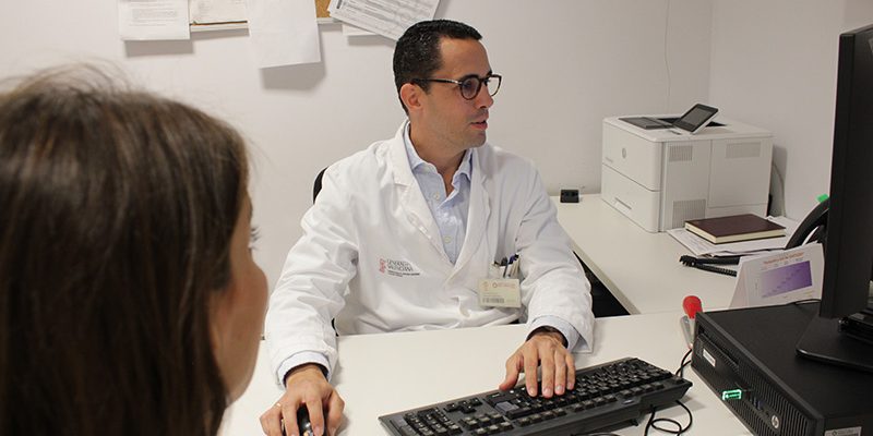 El Hospital Universitario del Vinalopó y AEMEC darán visibilidad a la esclerosis múltiple con la jornada “Si te rindes, pierdes”