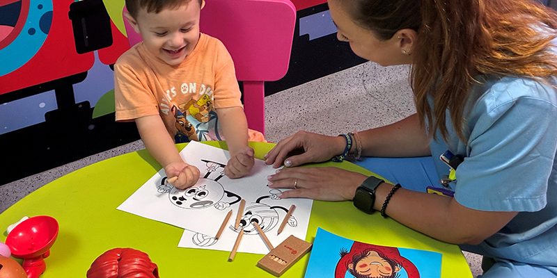 El Hospital Universitario del Vinalopó ofrece recomendaciones para proteger la salud infantil durante el verano
